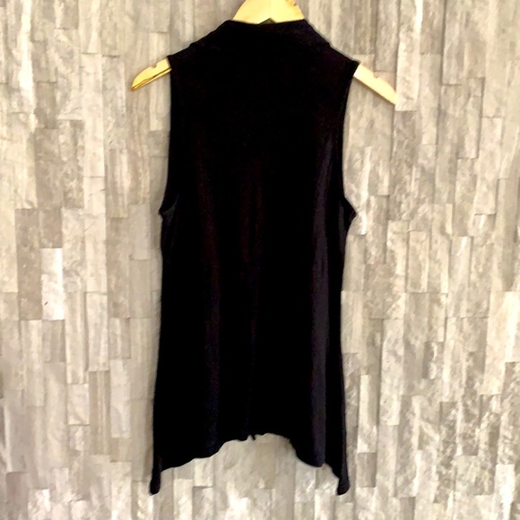 INC international Concept black sleeveless top 🟢 - Picture 6 of 8